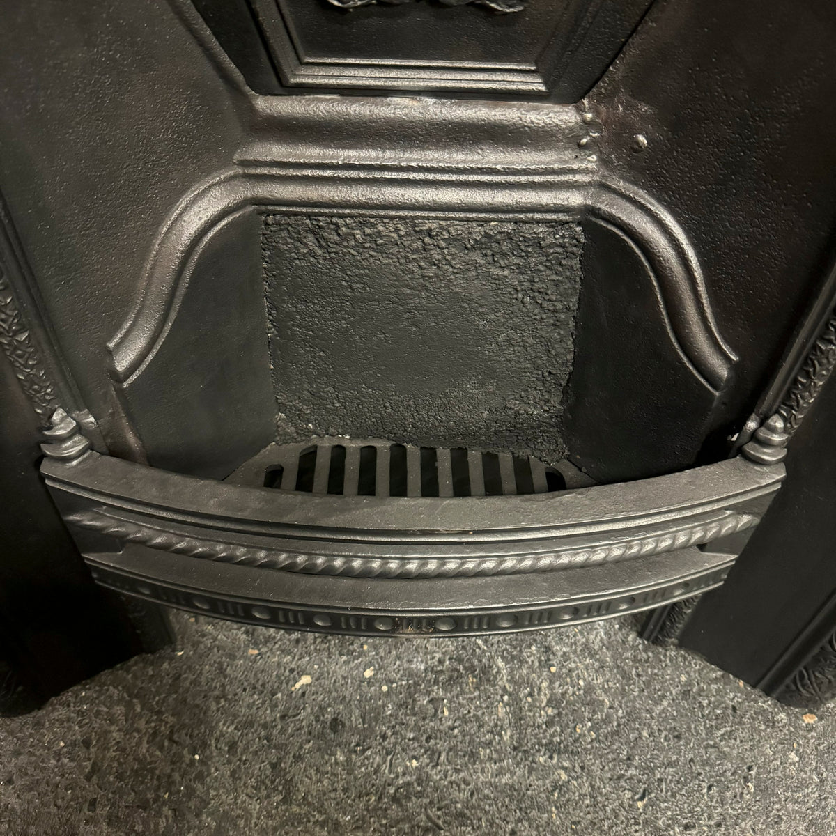 Antique Victorian Cast Iron Arched Insert | The Architectural Forum