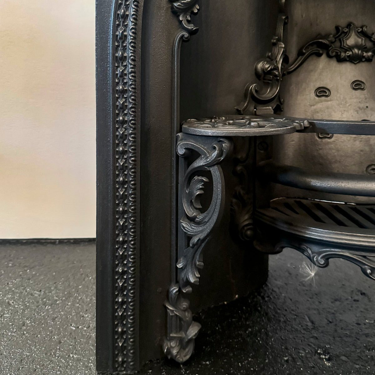 Antique Early Victorian Cast Iron Arched Insert | The Architectural Forum