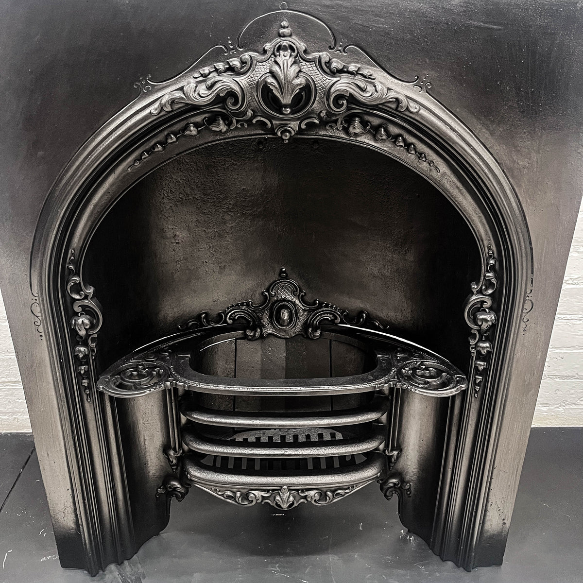 Antique Early Victorian Cast Iron Arched Insert | The Architectural Forum